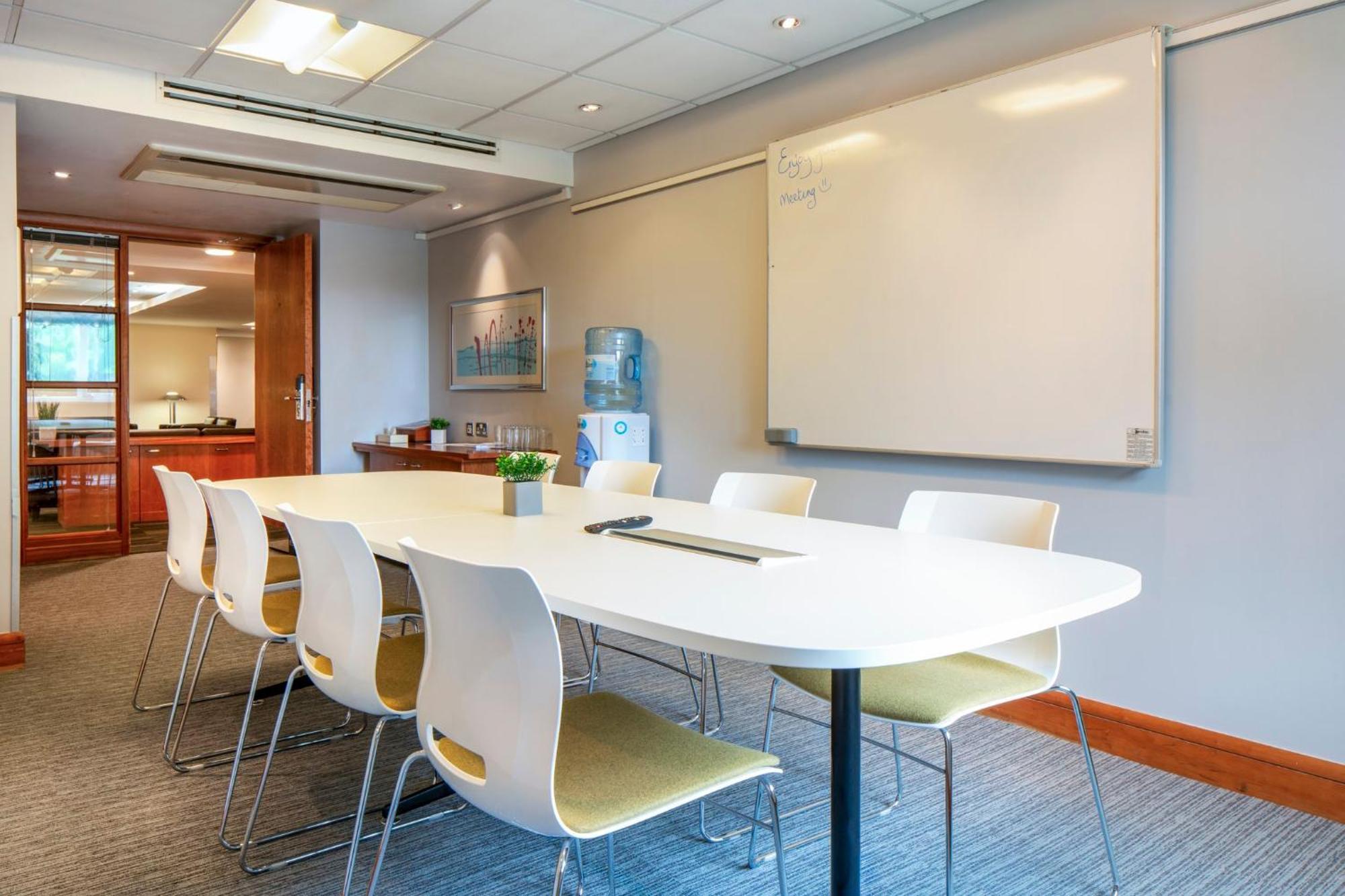 Cambridge By Ihg 4*