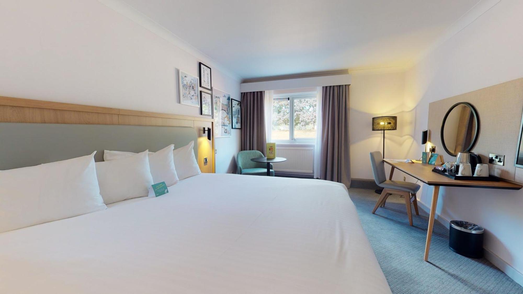 Hotel Cambridge By Ihg 4*