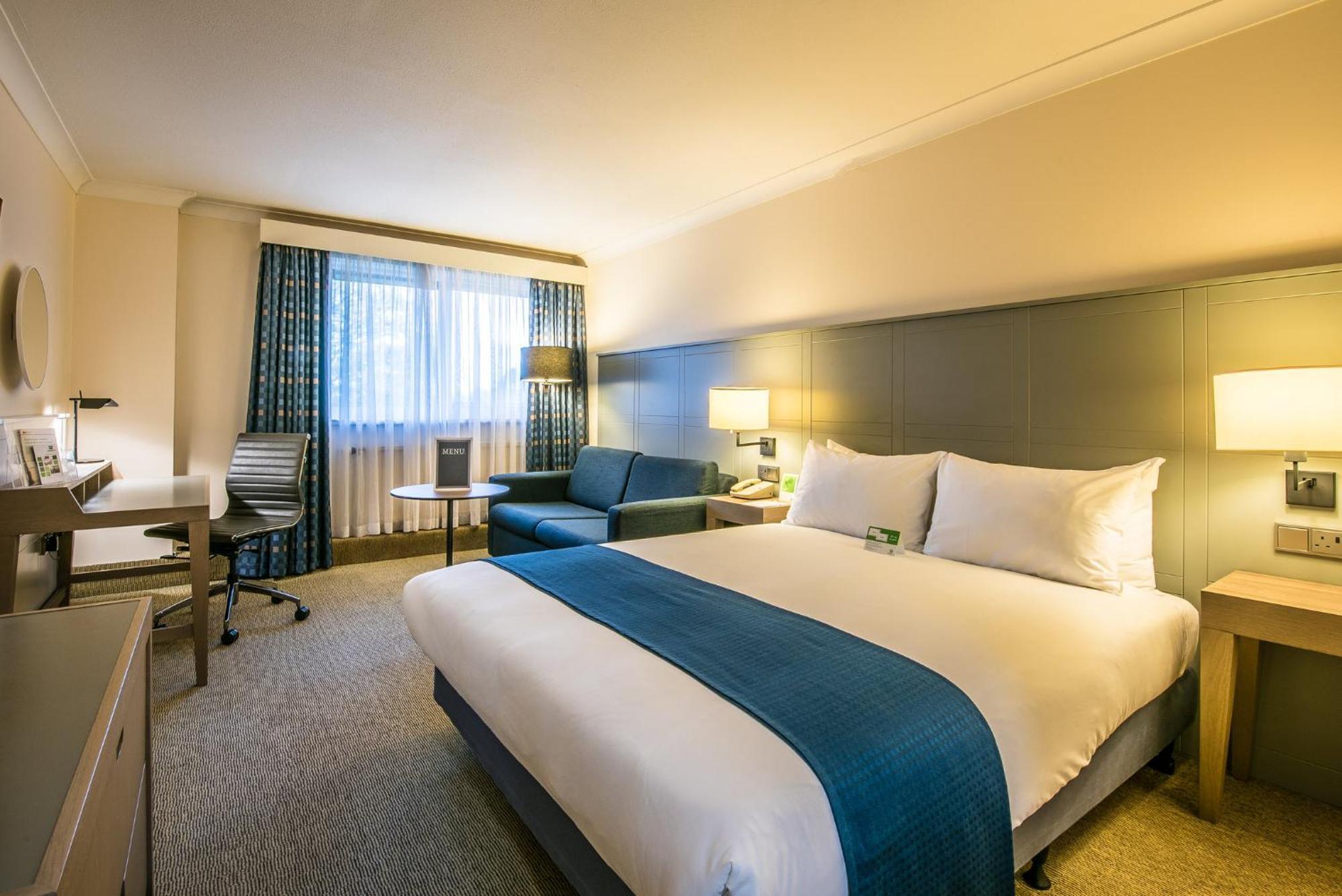 Hotel Cambridge By Ihg 4*
